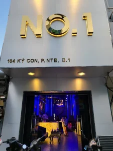 호치민 넘버원 가라오케